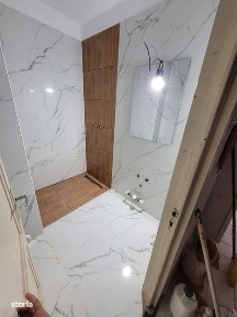 Vand apartament cu 2 camere central