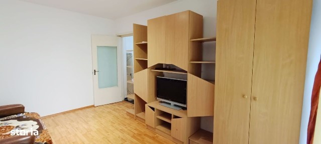 Apartament decomandat,Mobilat,Brasov-Astra