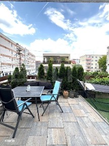 Blitz ofera spre vanzare un apartament cu 4 camere, complet renovat