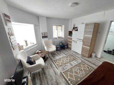 Inchiriez garsoniera