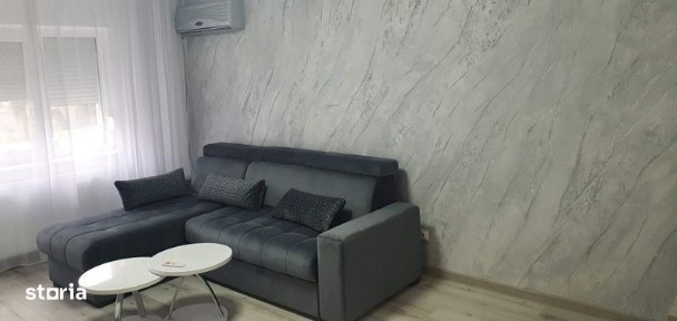 Inchiriez ap 2 cam Dorobantilor etaj 1