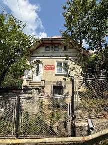 Vand casă în Comarnic