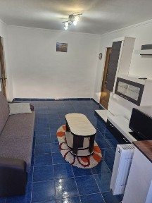 Apartament de închiriat 2 camere !