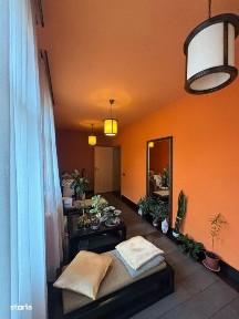 Vanzare - Ansamblu de doua Case D+P, cu teren 5,68 ari, zona foarte bu