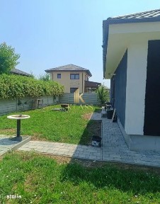 Casa 3 camere cu curte - de inchiriat in Pantelimon