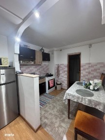 Apartament mobilat si utilat, etaj intermediar, Siret