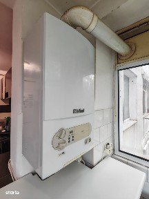 Apartament 2 camere Negru Voda/Nord,ETAJ 3 din 4, decomandat,centrala