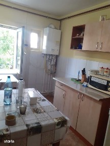 Oras Pantelimon, Biserica, bl.1980,reabilitat,parter/4,Amenajat