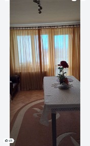 Vând apartament in Sebes