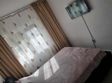 Vand apartament 3 camere lângă hotel Central Slobozia Ialomița
