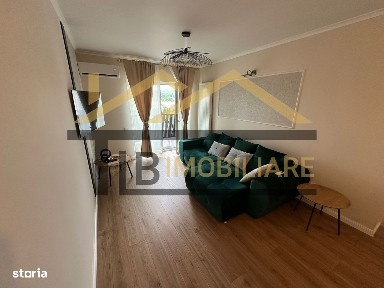 Apartament de 3 camere, 100mp, parcare, Zona Petru Maior