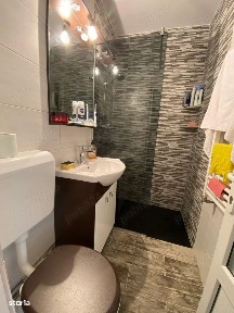 Vând apartament 2 camere