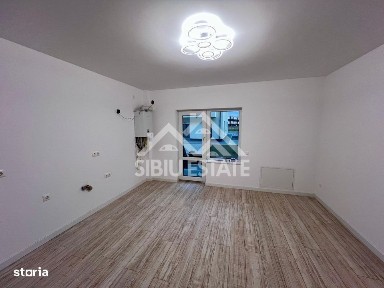 Apartament cu gradina, 3 camere, balcon, Intabulat