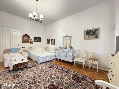 Apartament spatios, etaj intermediar, langa Colegiul Banatean