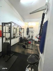 NAVODARI (COD 10) - Spatiu comercial de vanzare sau inchiriere