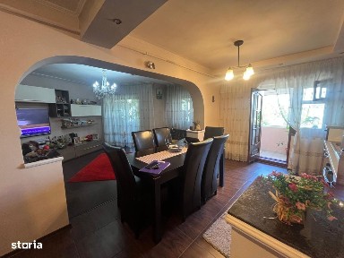 Apartament trei camere - 80mp - Liceul Pedagogic