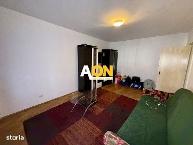 De vanzare apartament 3 camere, etaj 1, Cetate