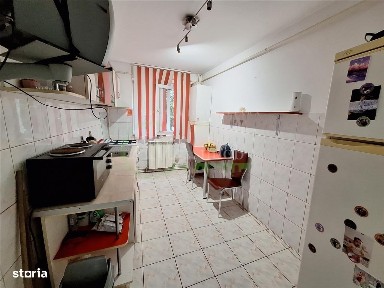 Apartament 2 camere et. 3, zona, Orizont-Bacau