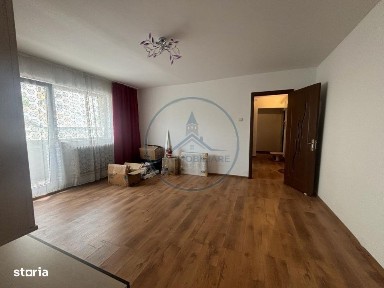 Apartament 3 camere renovat - 70 mp utili - Etaj 1