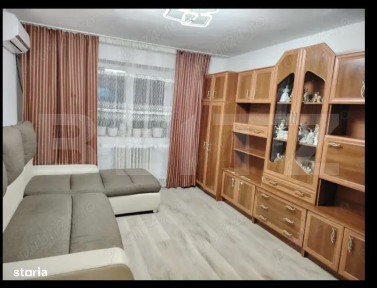 Apartament cu 2 camere, 41 mp, zona Plopilor