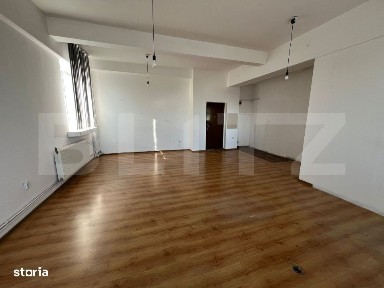 Spatiu birou, 60 mp, zona Piata 1 Mai