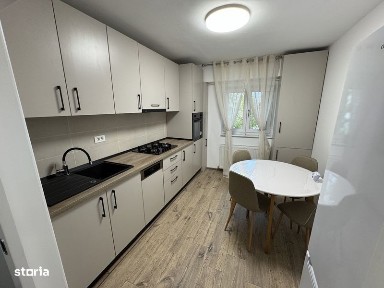 Apartament 3 camere, zona Teatru / Inspectoratul de Jandarmi