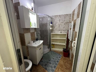 Apartament 3 camere-Zona Sala Polivalentă