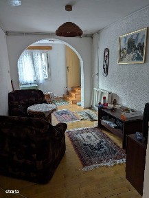 Apartament 3 camere in vila de vânzare în Bușteni
