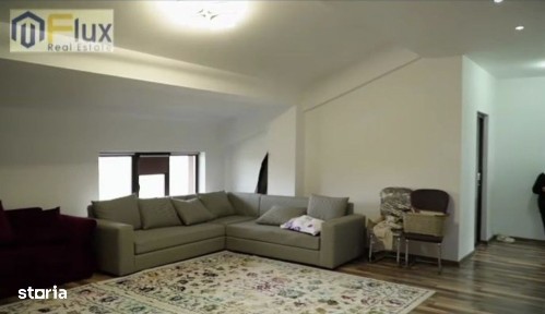 Apartament cu 5 camere-etaj intreg, 2 locuri parcare, 3 bai.