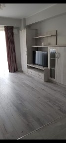 Inchiriez apartament două camere zonă centrală