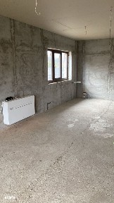 Casă spațioasă cu garaj și izolație pasivă, aproape de natură