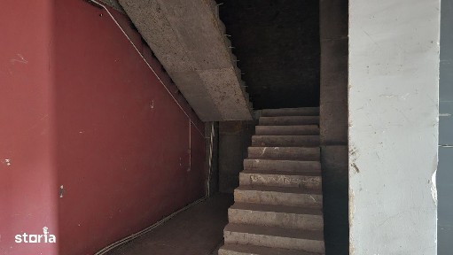 Inchiriez/vand spatiu comercial 800 mp open space Bl. Tomis Central