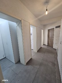 Apartament 2 camere decomandat Complex Studentesc - loc de parcare !