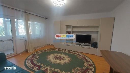 Inchiriere apartament 3 camere, etaj 3, Stejari!
