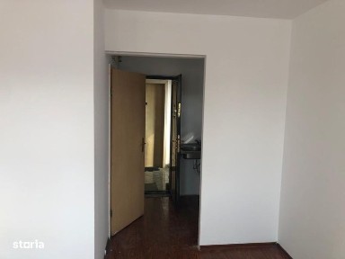 Garsoniera de vanzare - Pitesti Str. Depozitelor