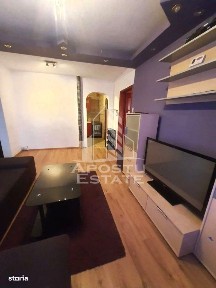 Apartament cu 3 camere, semicomandandat, etaj intermediar, Sagului