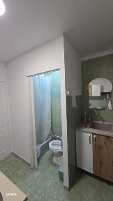 Inchiriez camera camin stil garsoniera