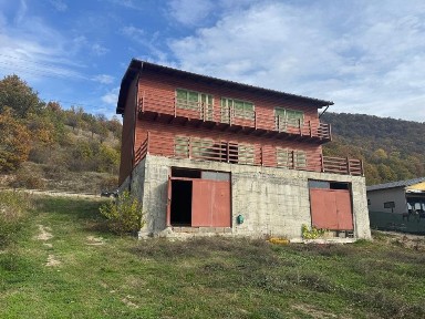 Vând Cabana Costrucții Nou