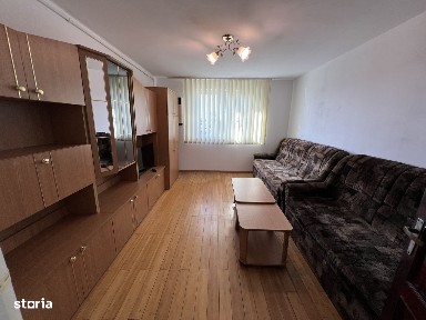 Garsoniera 1 camera,renovata,bucatarie,baie,et.3, zona Lazaret