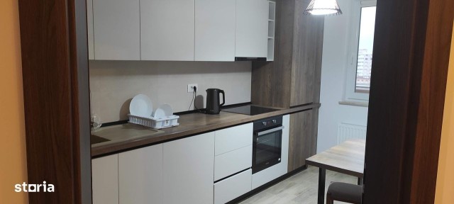 Proprietar închiriez garsonieră 40 mp, nouă, complex Rokman-Astra