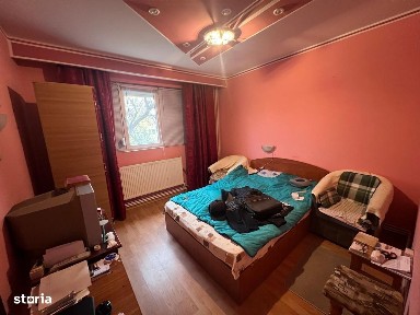 Vand 2 camere decomandat et 1 pret 75.000 euro