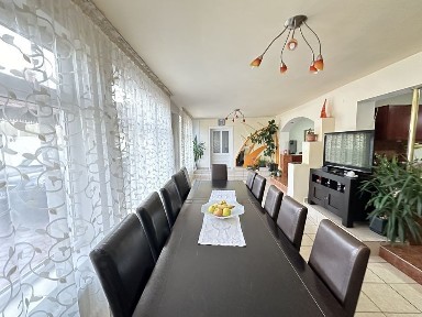 Vand casa zona Beliu, judetul Arad