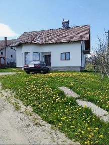 Vând casa cu teren in Toplita, zona Banffy