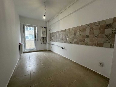 Vand Garsoniera, Bragadiru langa Leroy Merlin