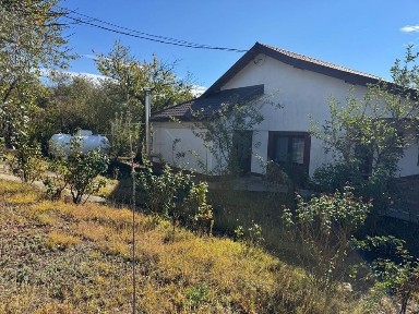 Casa de vacanta ( 1 ora de Bucuresti - acces A3 & A7 ) - Breaza - Buzau