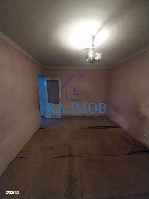 Apartament 2 camere, et 2/4, aleea Strejnic - Vest - 41000 euro