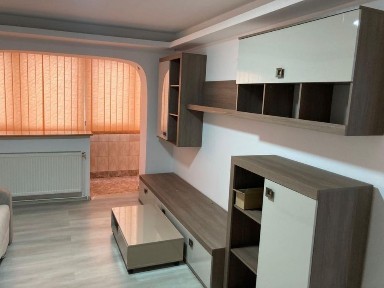 Vand apartament 2 camere