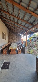 Cabană de vânzare, dealul viilor, Ineu