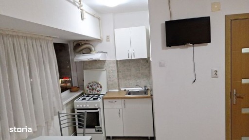 Inchiriez garsoniera