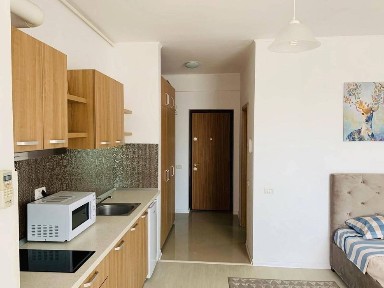 Închiriez garsoniera